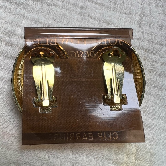 Vintage Joel Powell Designs Clip Earrings Gold/Orange - Picture 2 of 6